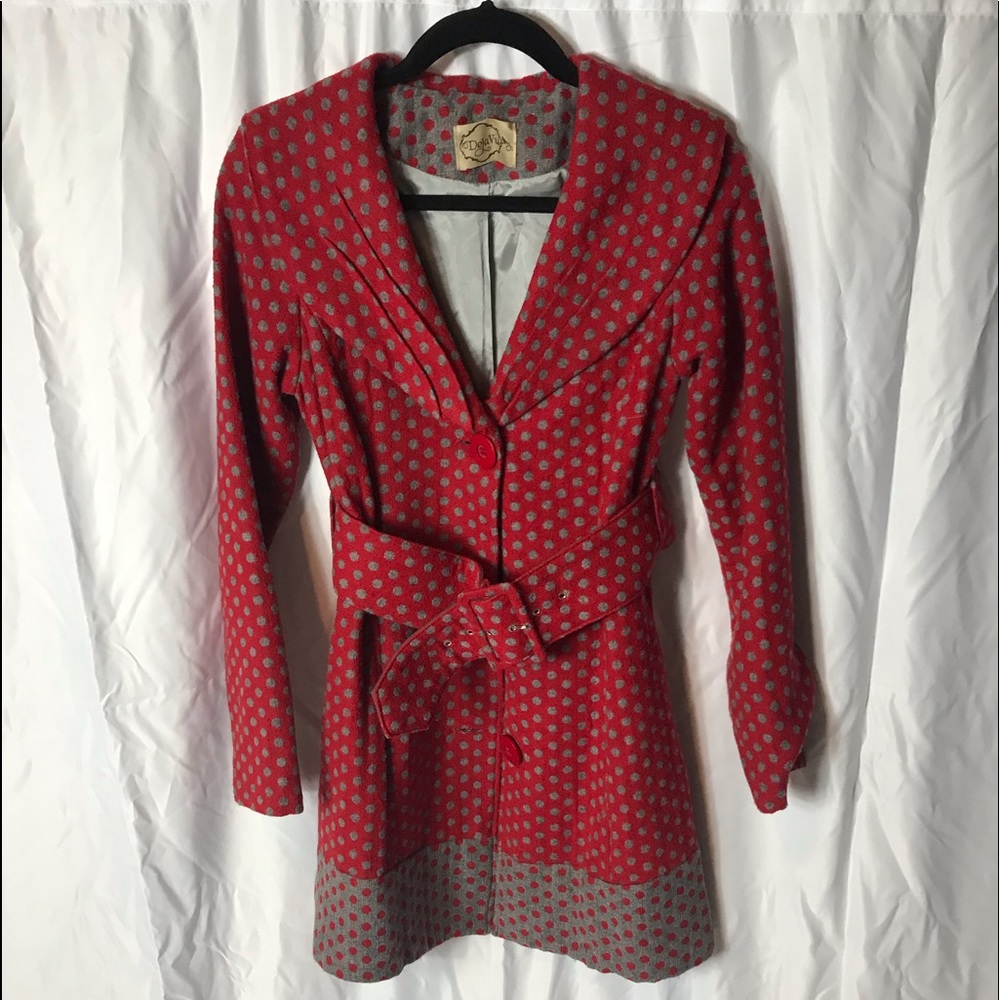 Dejavu red and grey polka dot coat